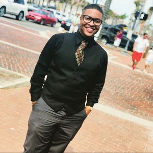 Meet your Posher, Elliott